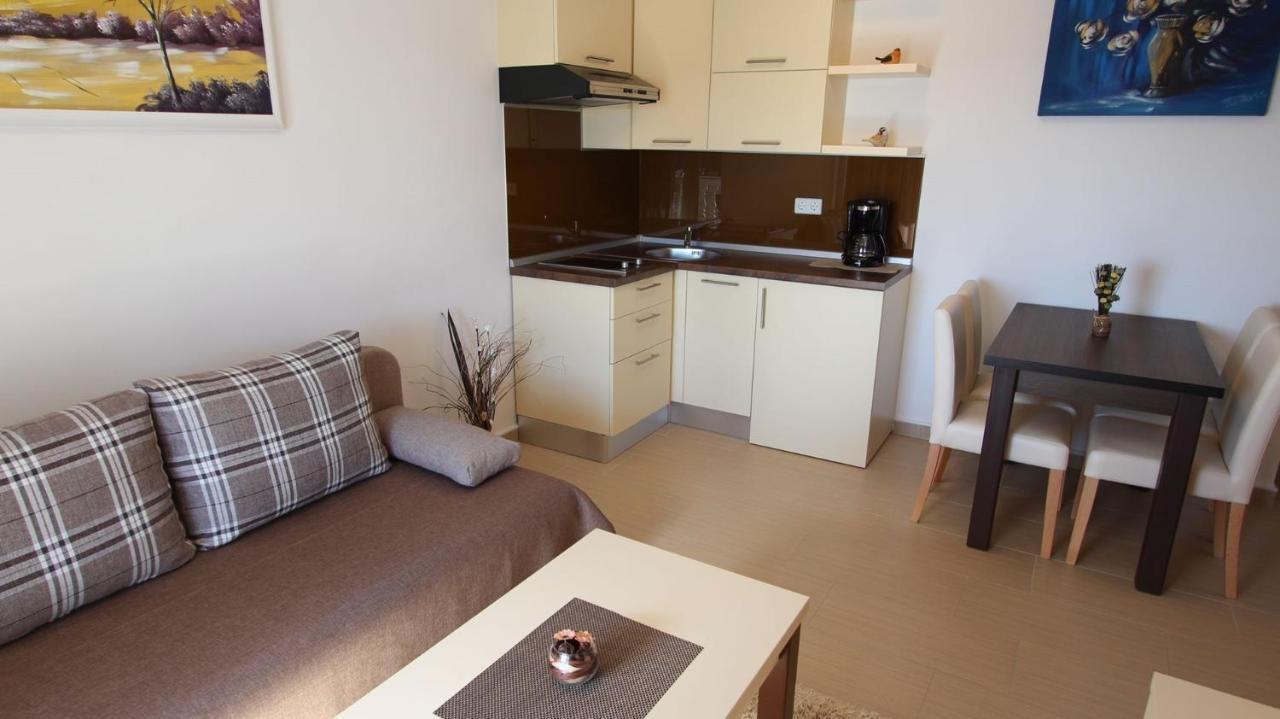 Apartments Jela Sveti Vid-Miholjice Eksteriør bilde
